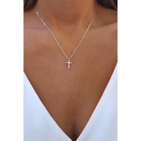Ezüst nyaklánc kereszt Swarovski kövekkel