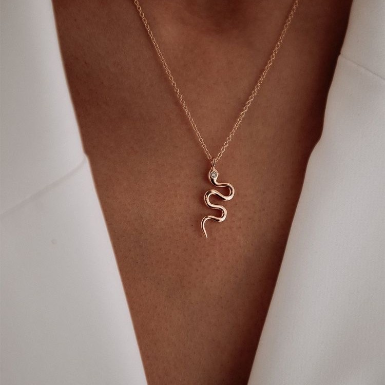 Arany nyakékláncz Snake