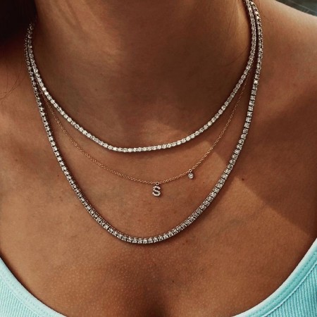 Arany nyaklánc betűvel Bling