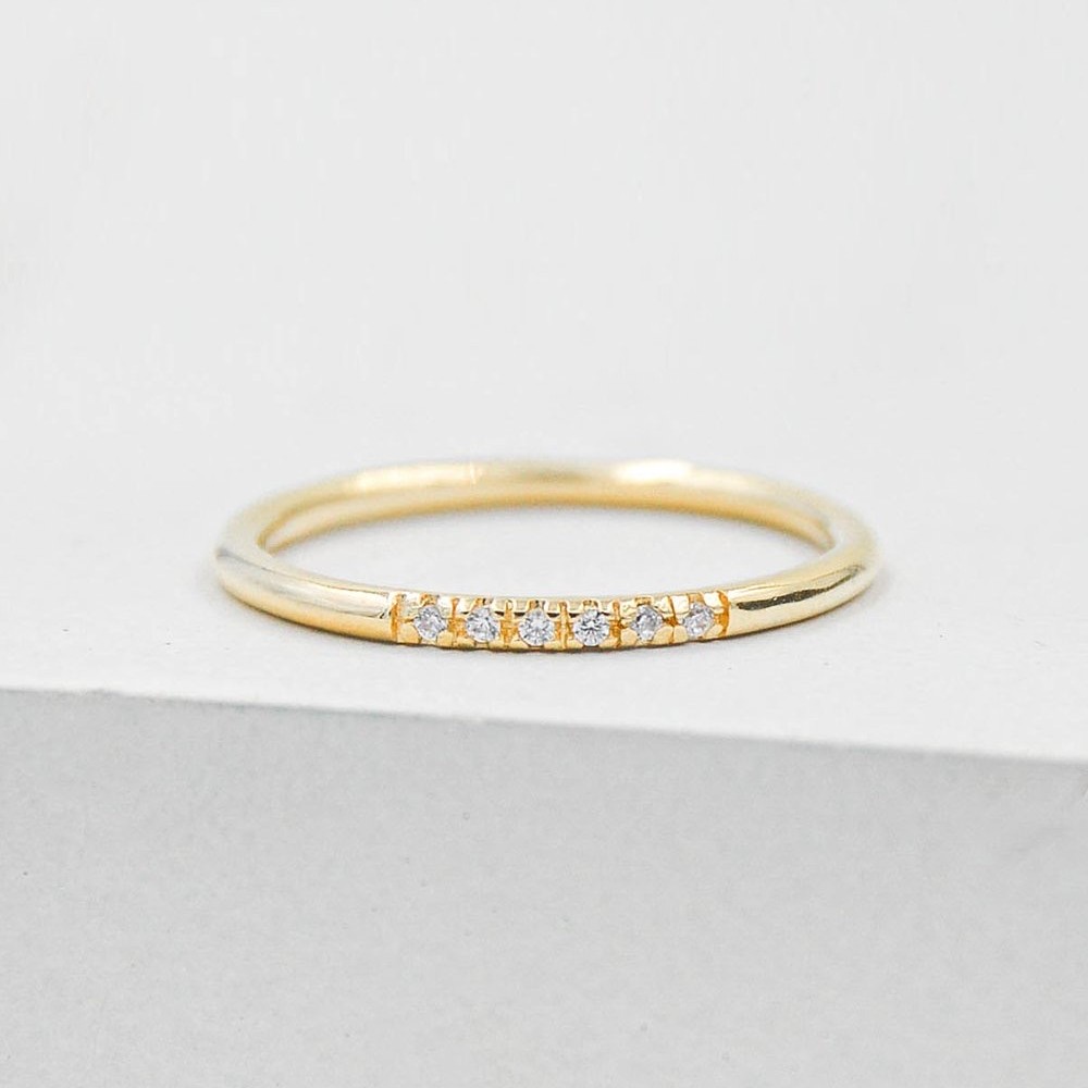 Ezüst gyűrű finom elhelyezésű fehér köbös cirkonium Swarovski 925 Trendy Collection Victoria Gold