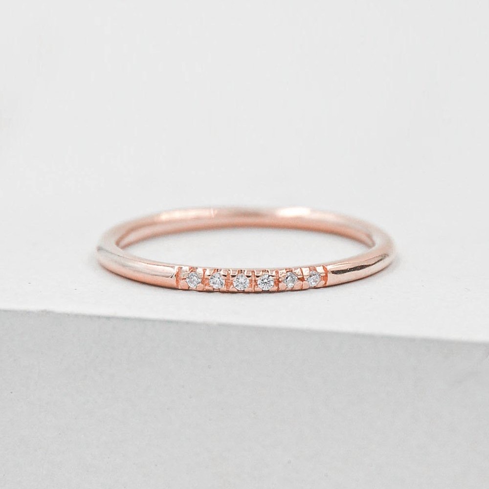 Ezüst gyűrű finom elhelyezésű fehér köbös cirkonium Swarovski 925 Trendy Collection Victoria Gold